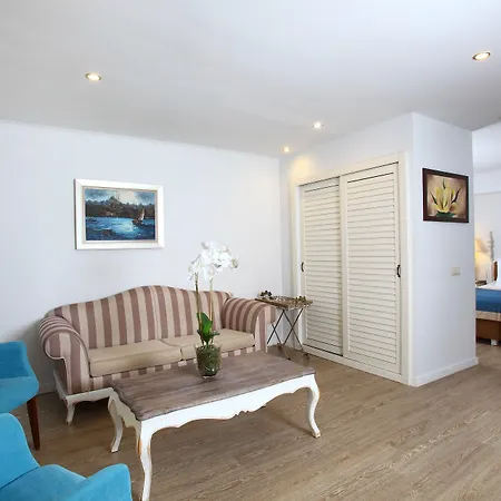 Doubletree By Hilton Marina Vista 4*