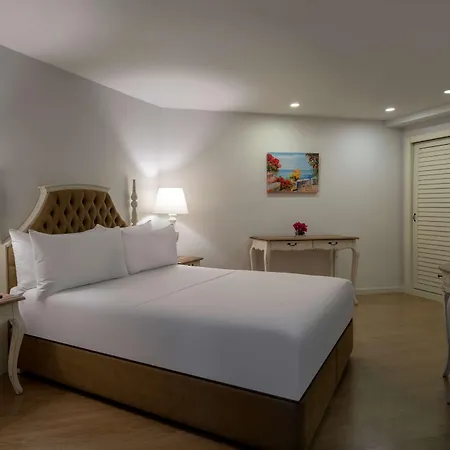 Szálloda Doubletree By Hilton Marina Vista 4*