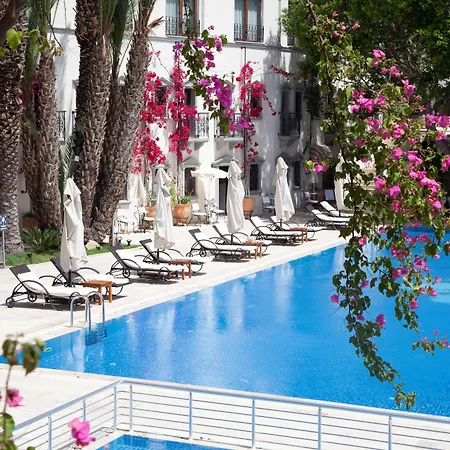 Doubletree By Hilton Marina Vista Szálloda 4*