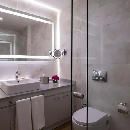 Doubletree By Hilton Marina Vista 4*