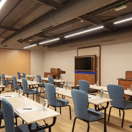 Doubletree By Hilton Marina Vista فندق