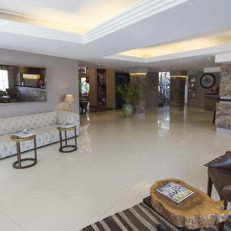 Doubletree By Hilton Marina Vista Szálloda 4*