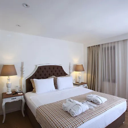 Doubletree By Hilton Marina Vista Szálloda Bodrum