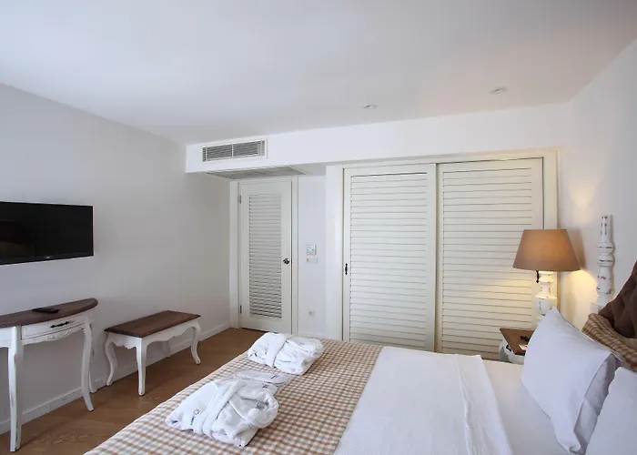 Ξενοδοχείο Doubletree By Hilton Marina Vista