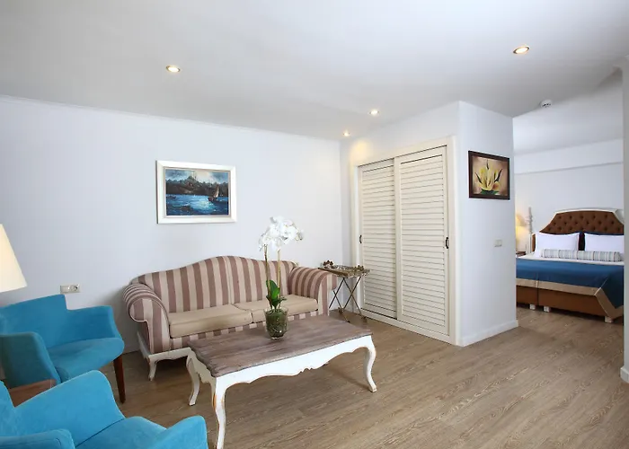 Doubletree By Hilton Marina Vista 4*