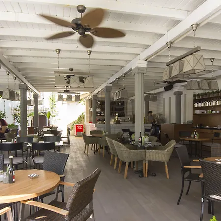 Doubletree By Hilton Marina Vista 4* بودروم