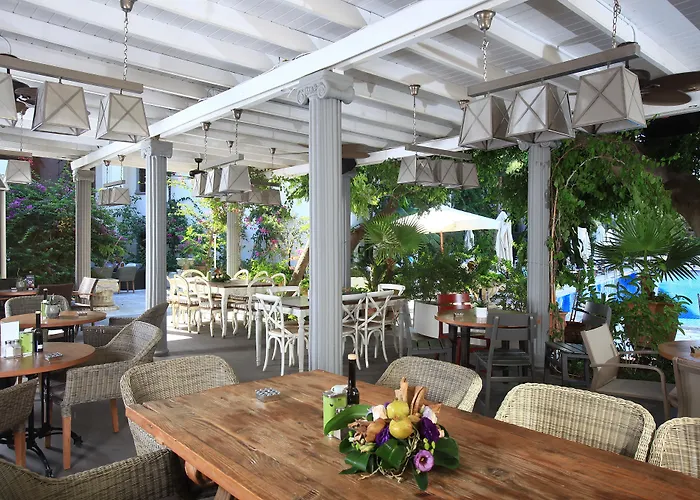 Doubletree By Hilton Marina Vista Hotel Bodrum