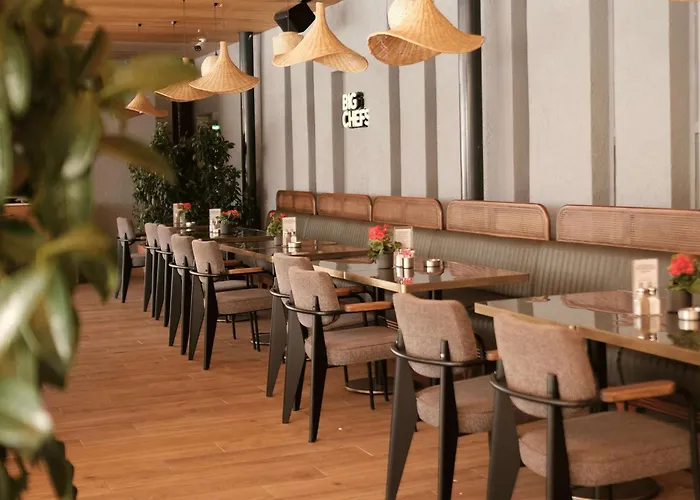 Doubletree By Hilton Marina Vista بودروم