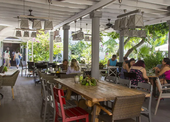 Doubletree By Hilton Marina Vista