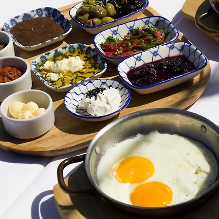 호텔 더블트리 바이 힐튼 보드룸 마리나 비스타, 터키