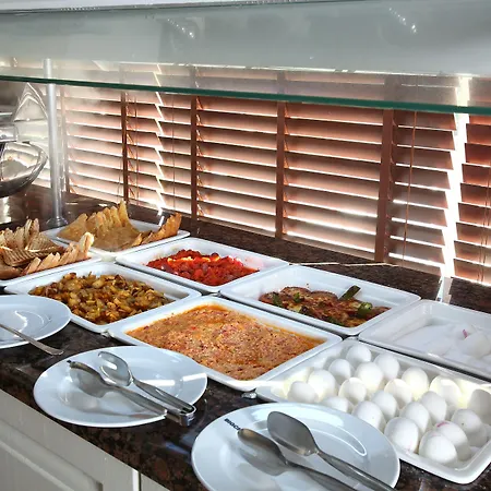 酒店 Doubletree By Hilton Marina Vista 博德鲁姆